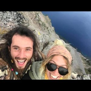 Meet your Posher, Macie